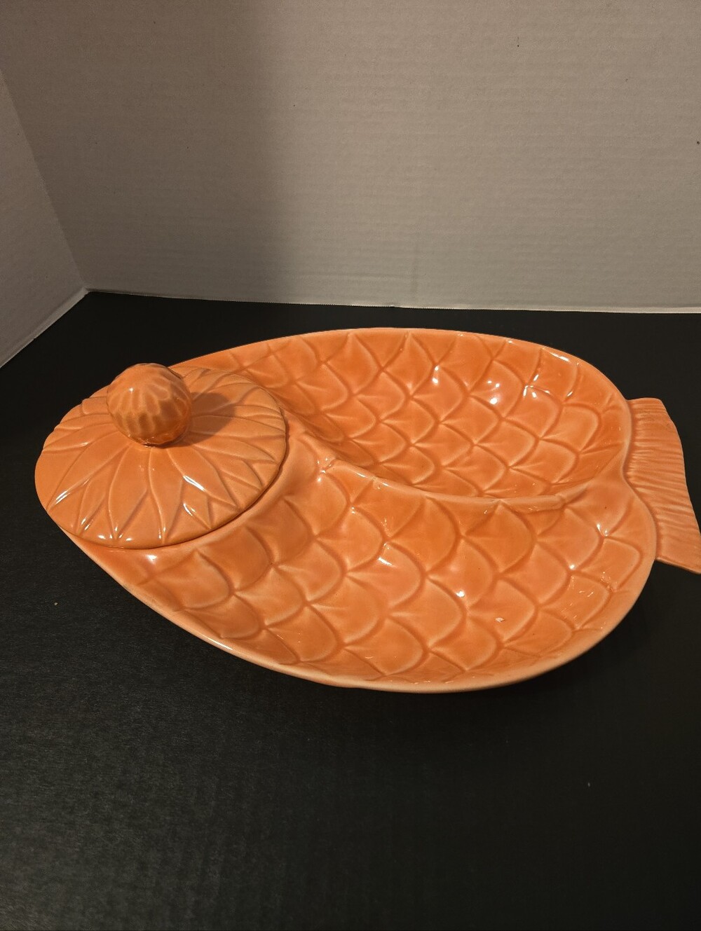 Vintage Hoeniq Of California USA Art Pottery Pink/Coral Fish, Bowl Platter